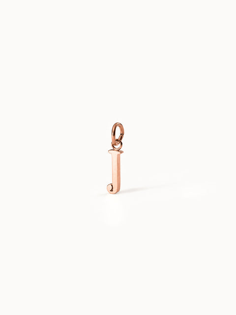 PURELEI Pure J Charm Anhänger aus Roségold, elegant minimalistisch, fein poliert, feminine Island-Spirit Ästhetik.