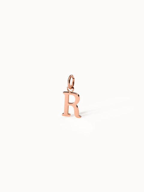 Roségoldener Buchstaben-Anhänger "R" aus Edelstahl, edel und minimalistisch, PURELEI Signature Schmuckstück.