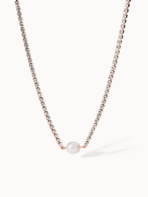 Roségoldene Kette mit funkelnden Steinen und Perle, elegant und feminin – PURELEI.