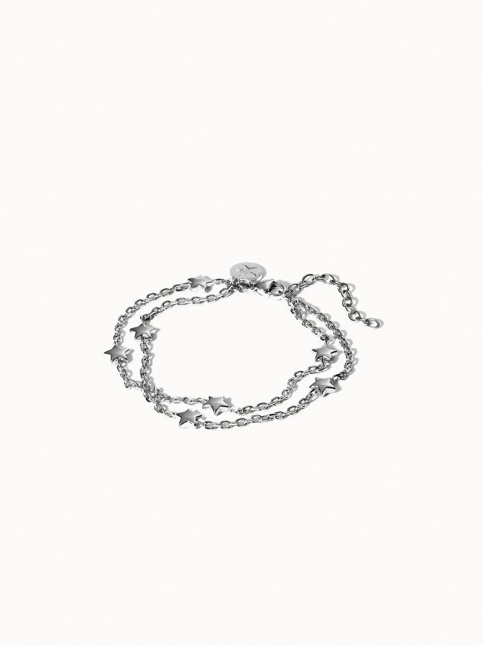 PURELEI Star Armband aus nickelfreiem Silber mit Sternen-Design, elegant und zeitlos getragen.