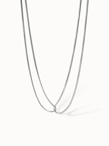 Kindness Kette von PURELEI, filigrane silberne Halskette mit feinem Verschluss, clean & elegant, nickelfrei.