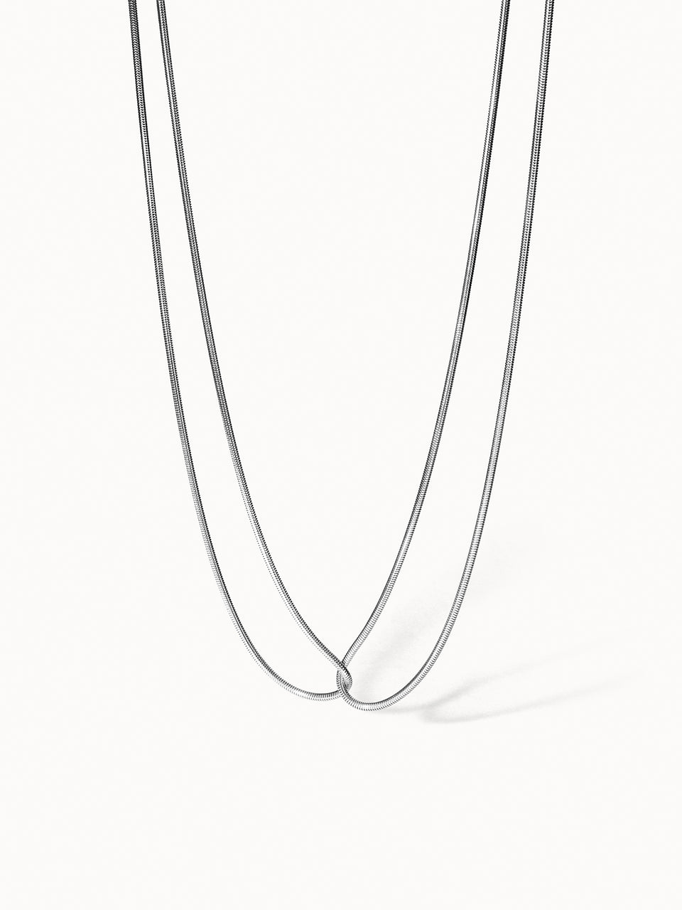 Kindness Kette von PURELEI, filigrane silberne Halskette mit feinem Verschluss, clean & elegant, nickelfrei.