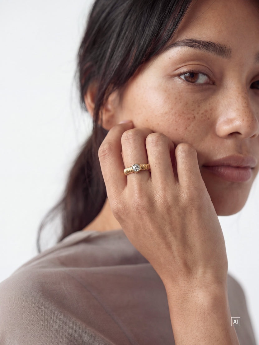 Mahina Club Dusk Ring