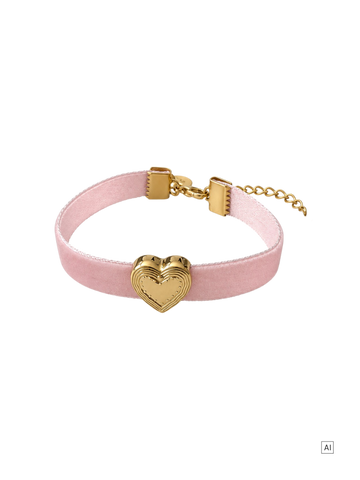 Velvet Heart Armband