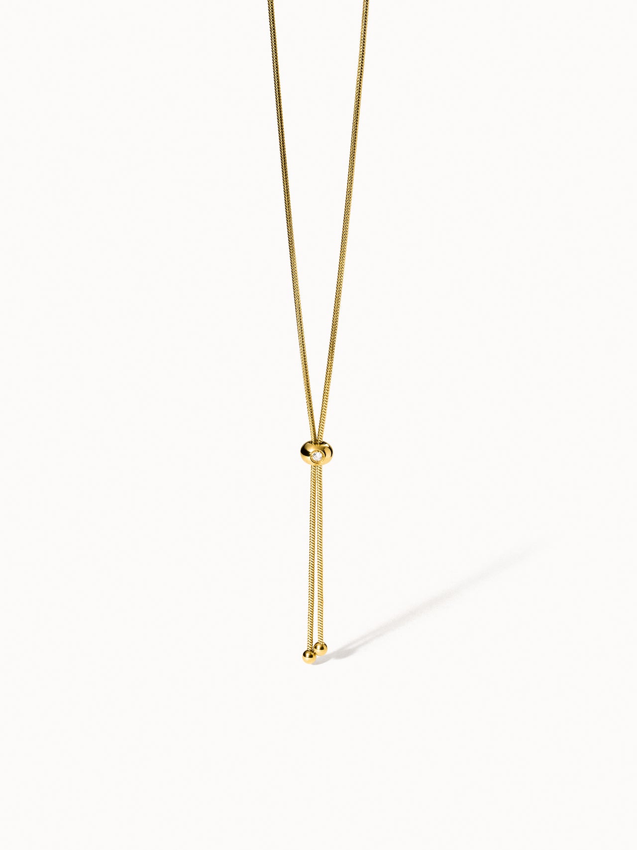 PURELEI Embrace Beauty Kette in gold mit feiner Schlaufe, elegant und zeitlos, nickelfreier Schmuck.