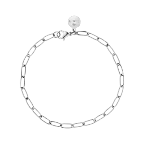 Silbernes Armband aus Kettengliedern, elegant und modern, von PURELEI.