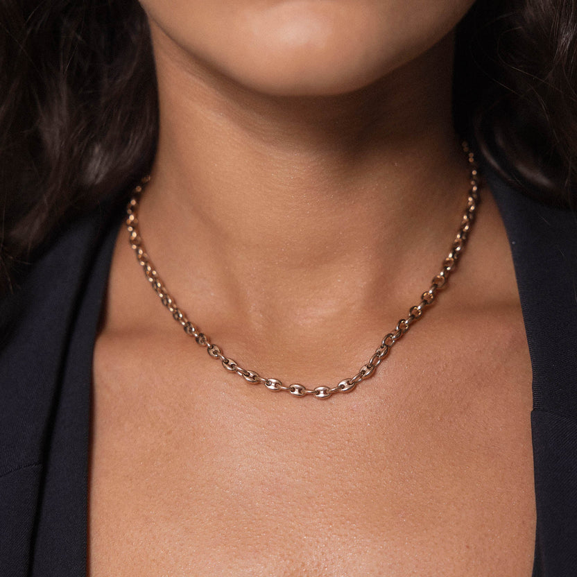 Roségoldene Kette mit geschlossenen Gliedern, elegant und feminin, von PURELEI.