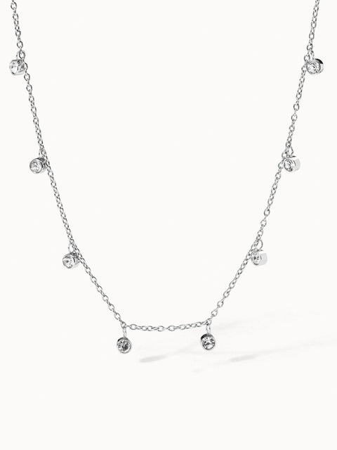 Silberne Nani Kette mit weißen Zirkonia-Anhängern, fein und elegant, pure femininer Island-Spirit von PURELEI.