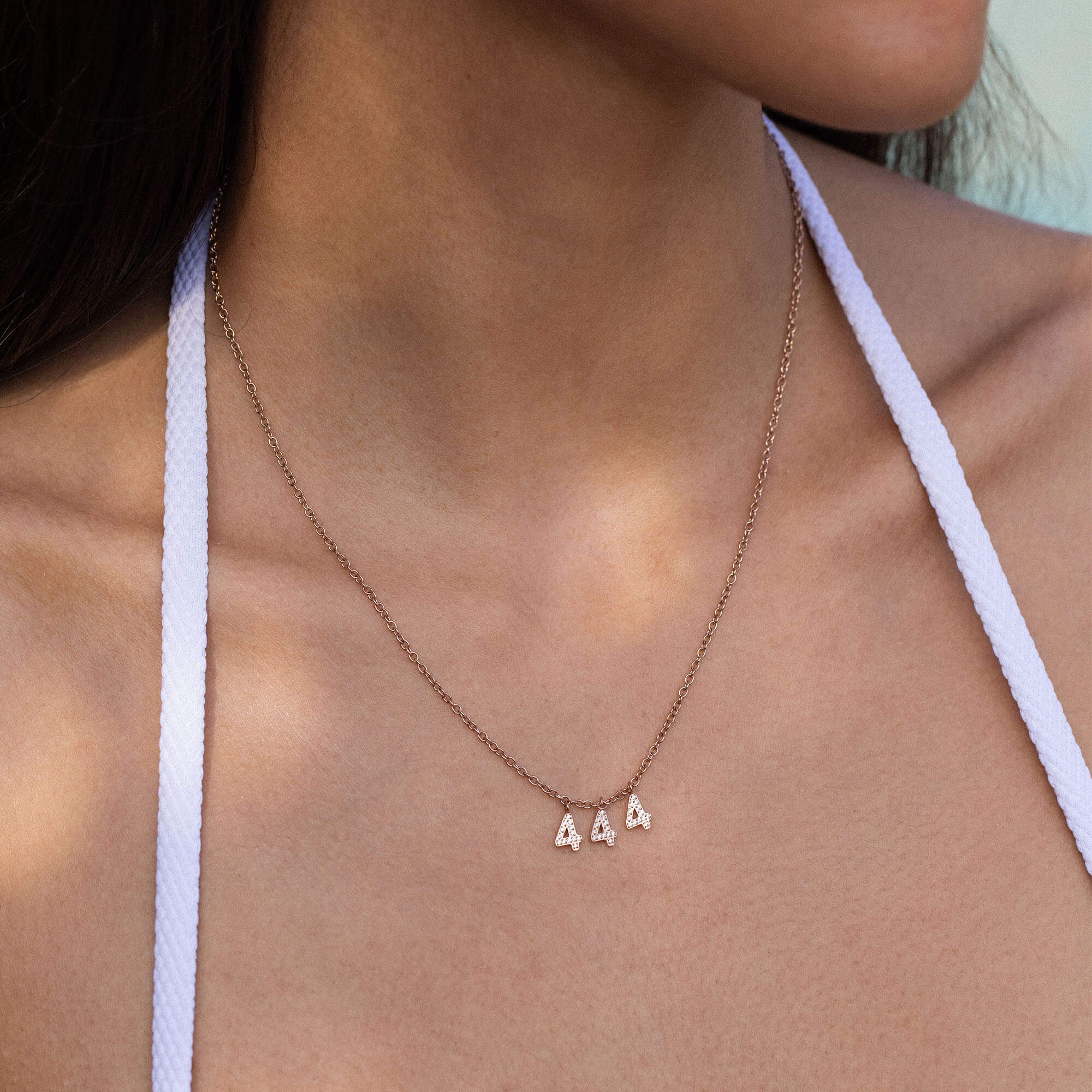 Collier 444