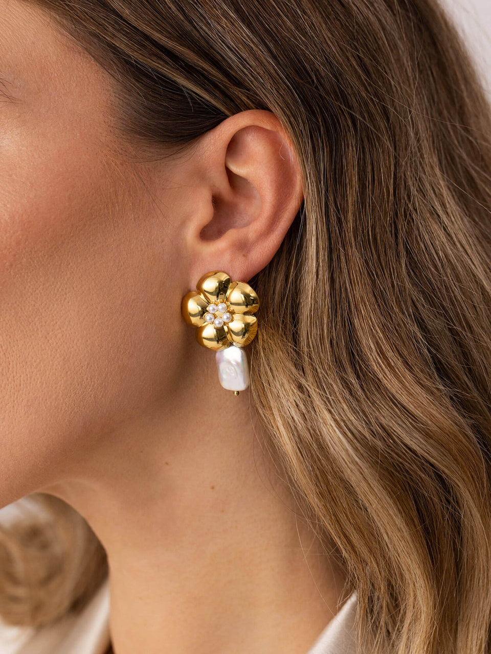Floral Pearly Ohrringe