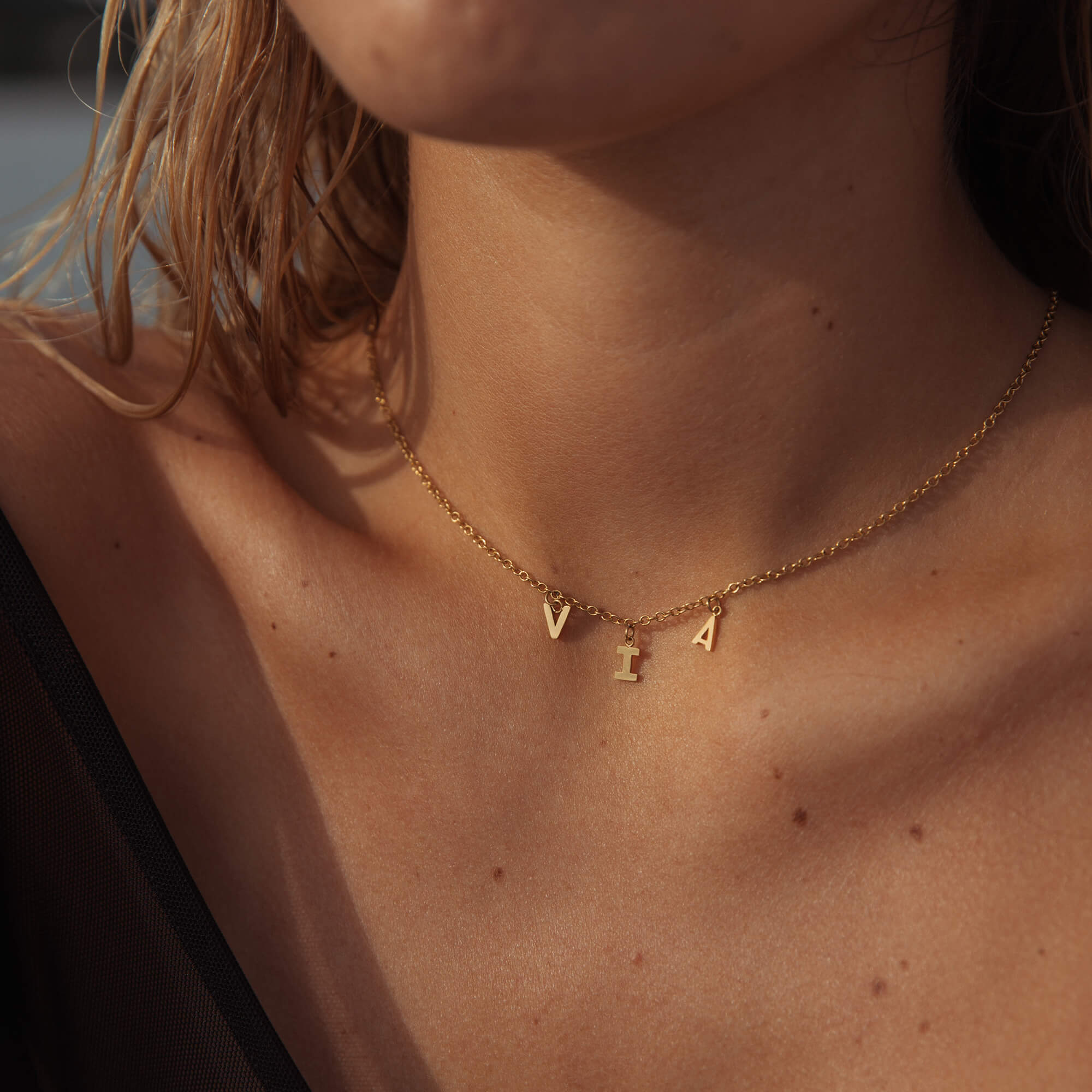 Collier Via