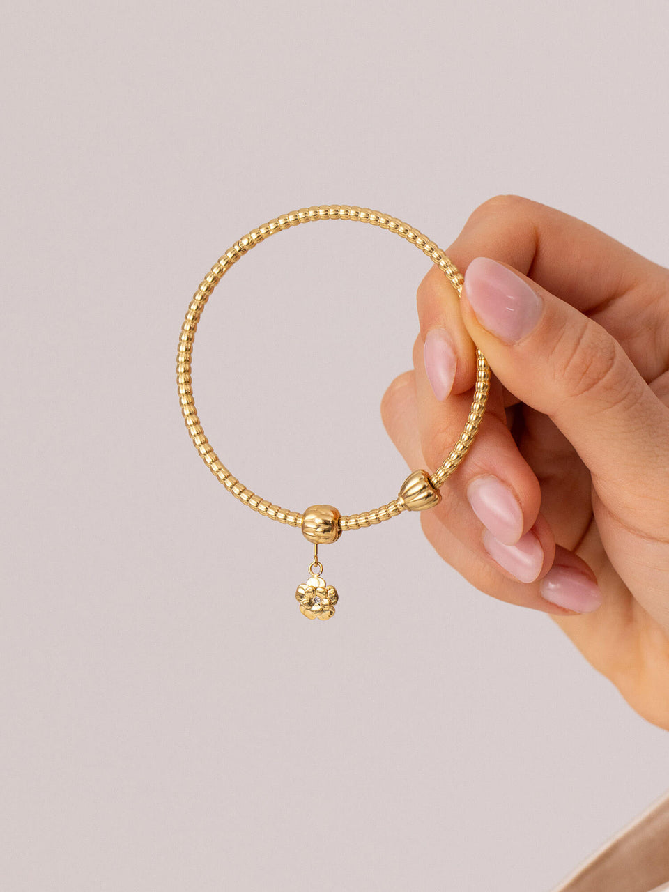 LEI Delicate Flower Charm