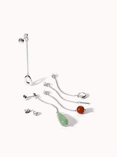 {"color":"Silver", "type":"lead_image"}