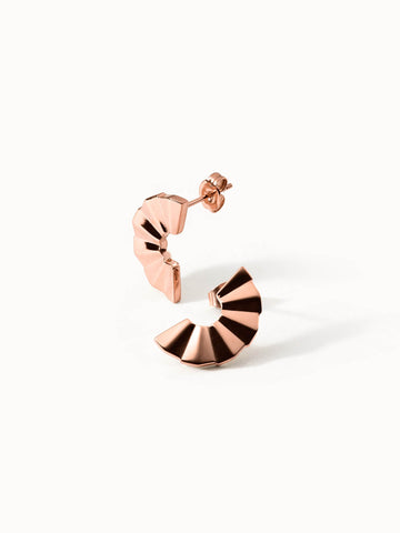 {"color":"Rosegold", "type":"lead_image"}