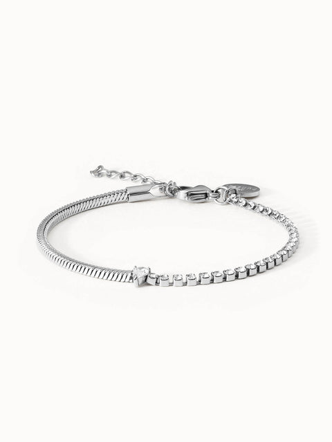 {"color":"Silver","type":"lead_image"}