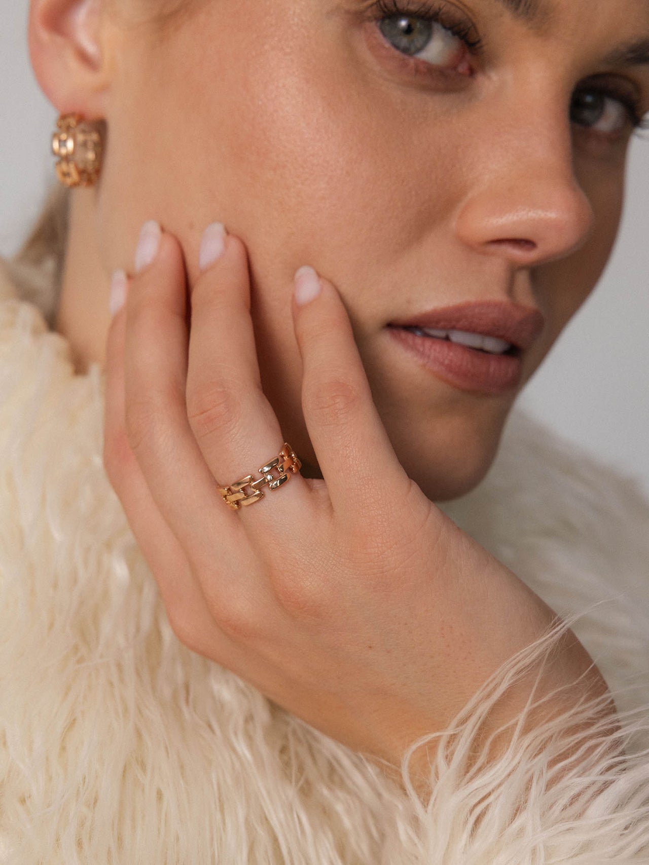 Beginnings Jewelry Box Ring