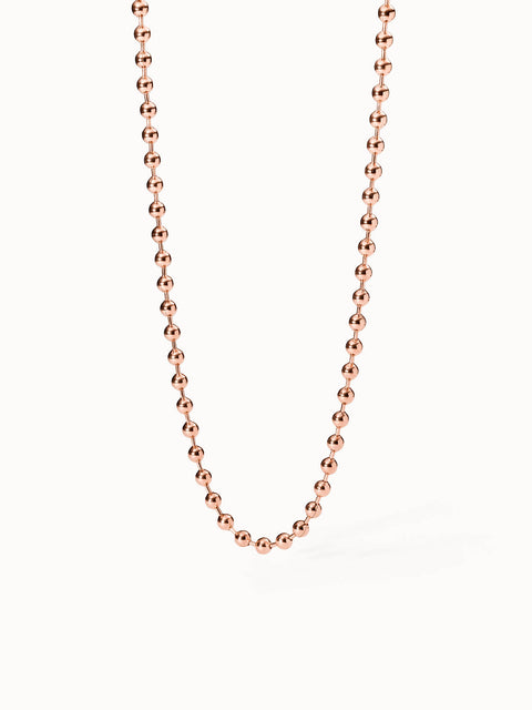 Roségoldene Perlenkette von PURELEI, elegant und zeitlos, perfekt für jeden Anlass.