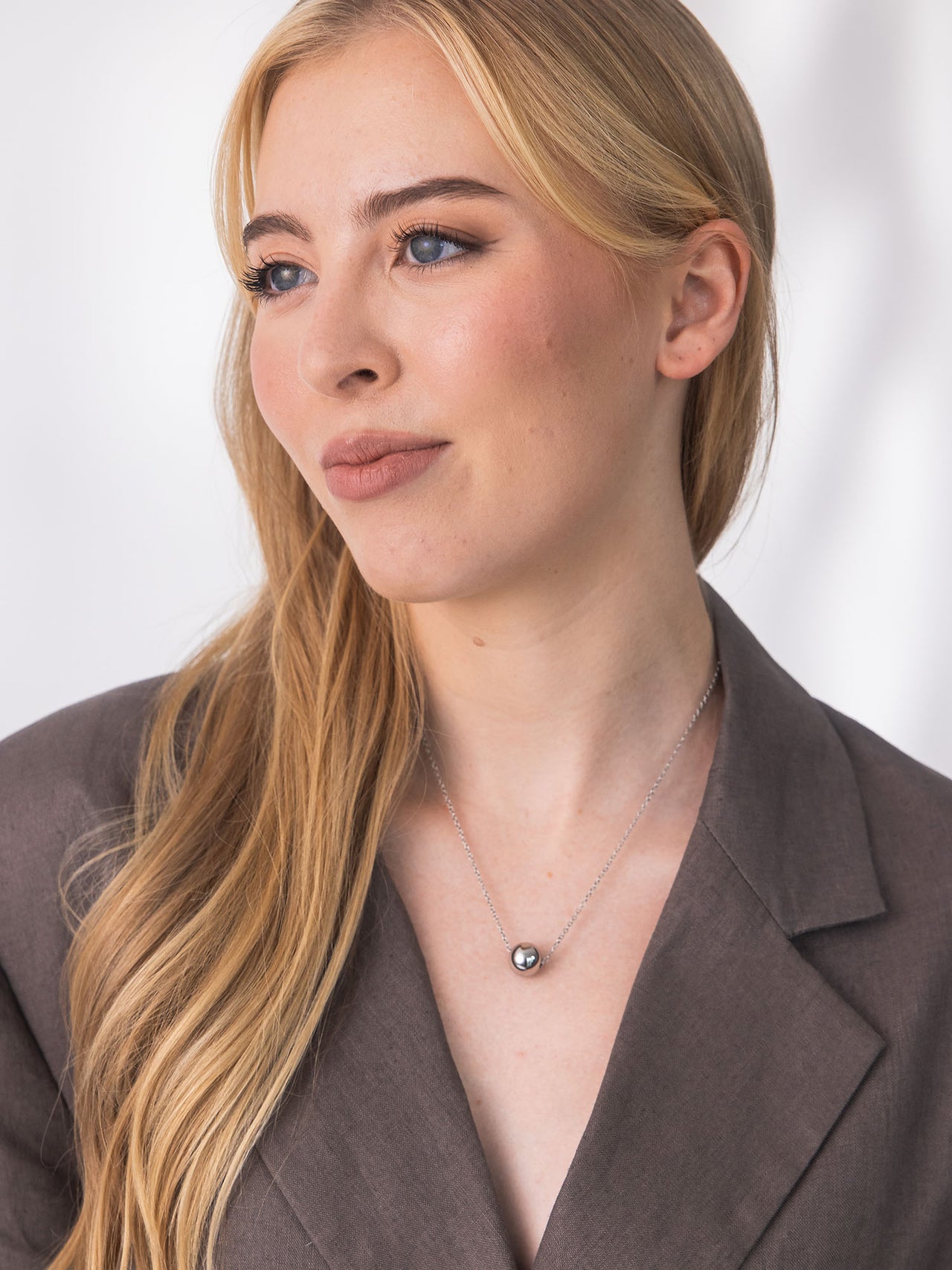 Minimalist Orb Kette