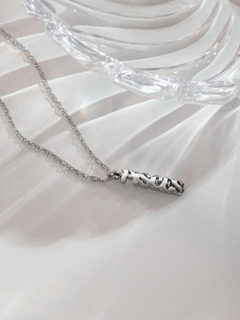{"color":"Silver"}
