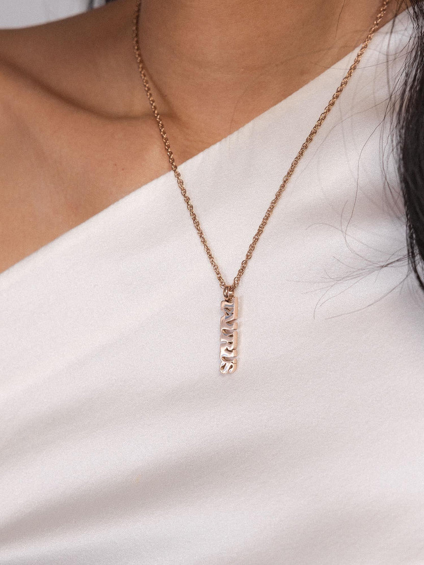 {"color":"Rosegold"}