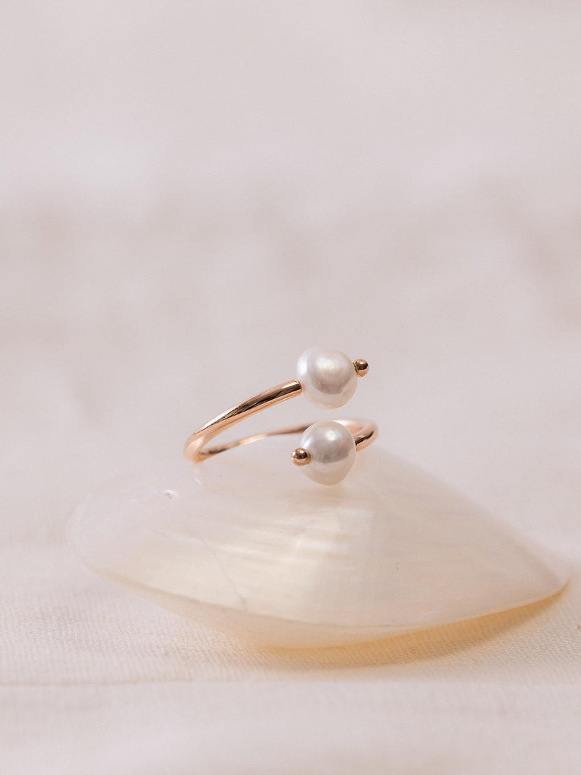 Pearl Muse Ring