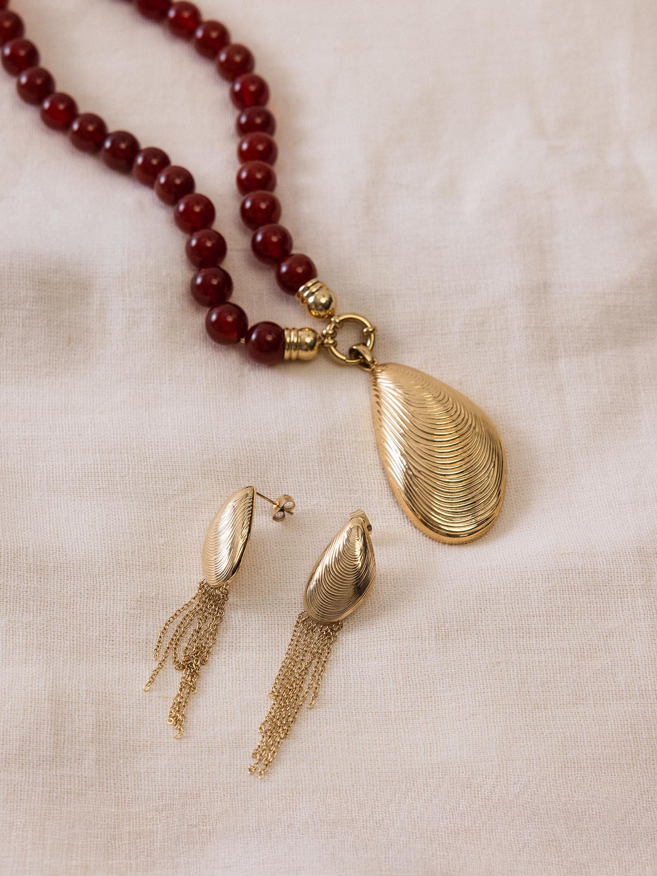 Roter Achat Charm Kette