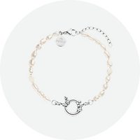 Armbänder