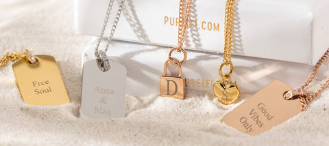 Gravur-Service - PlateCharm Kette in Gold, Roségold und Silber mit zarten Anhängern, pure Eleganz von PURELEI.